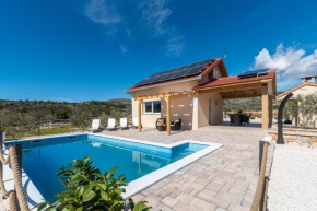 Holiday house OLIVE LAND